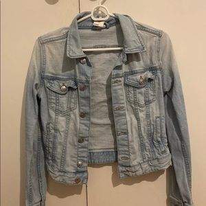 Light wash cropped jean jacket